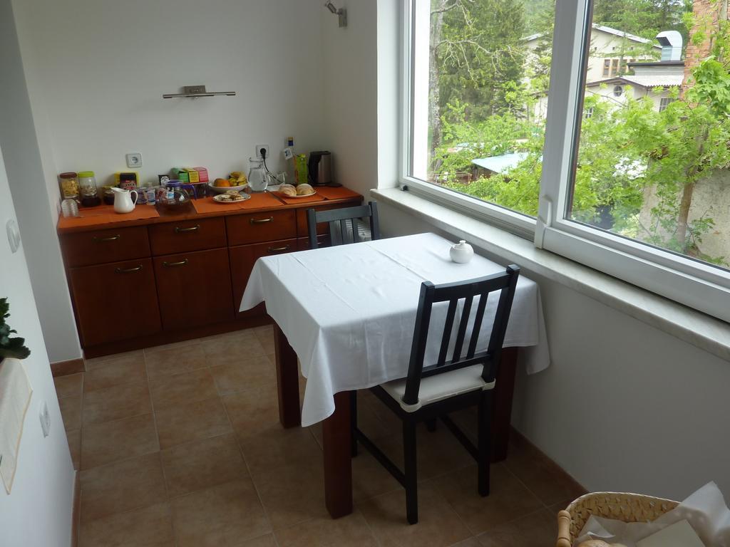 Rooms & Apartment Mira G. Postojna Exterior photo