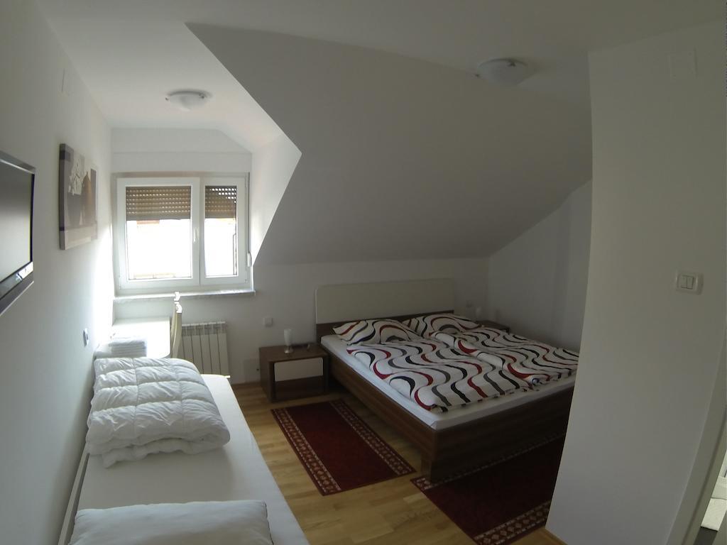 Rooms & Apartment Mira G. Postojna Room photo