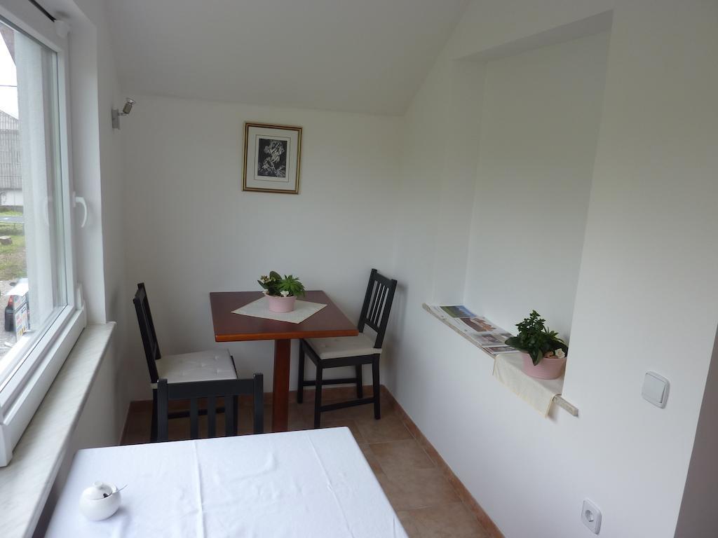 Rooms & Apartment Mira G. Postojna Exterior photo