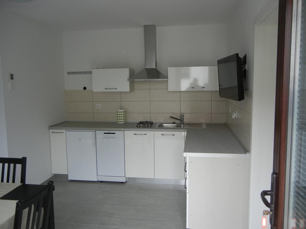 Rooms & Apartment Mira G. Postojna Exterior photo
